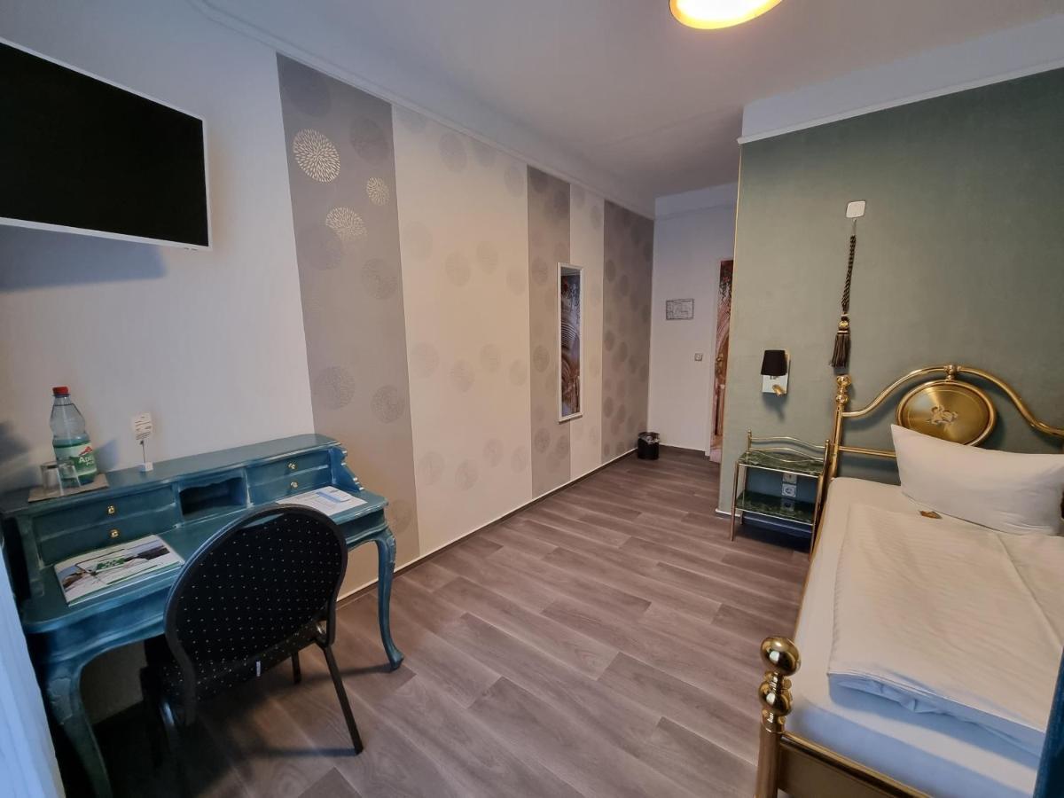 Haus Hennesburg, Garni Hotel Eisenach Bagian luar foto